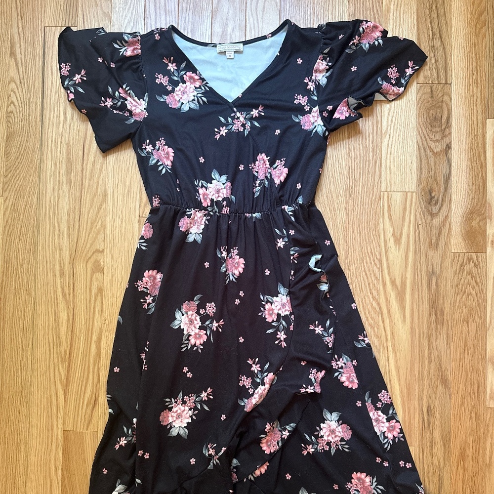 Flutter sleeve maxi dress